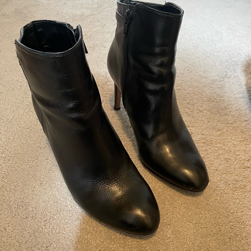Women’s NINEWEST ankle boot heels size 6.5
